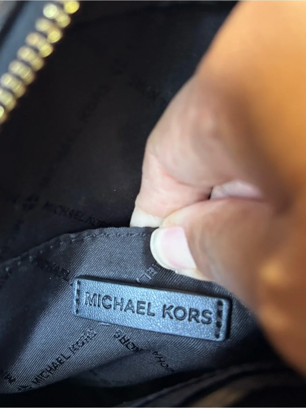 Michael Kors Black Pebbled Leather Jet Set Travel Medium Logo Crossbody Bag